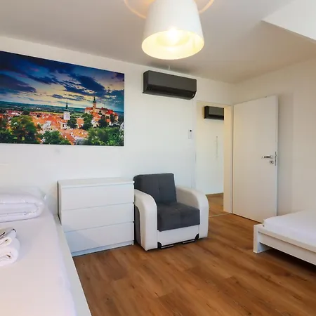 Mikulovske Zahrady Mikulov